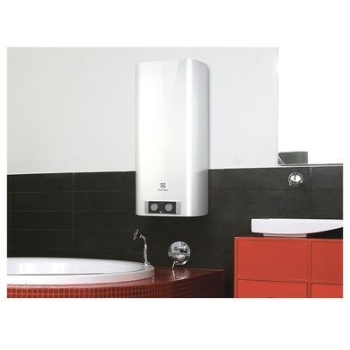 Бойлер Electrolux EWH 30 Formax DL